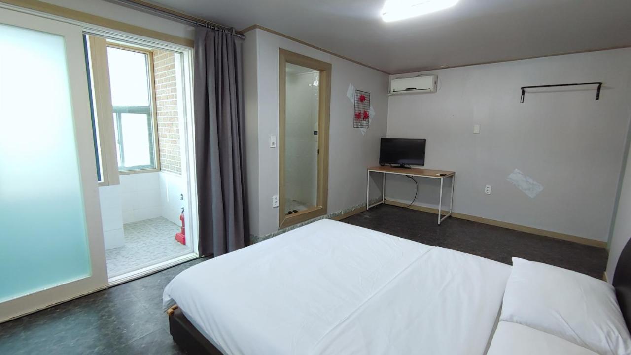 1012 เฮาส์ นัมซาน Hotel โซล ภายนอก รูปภาพ